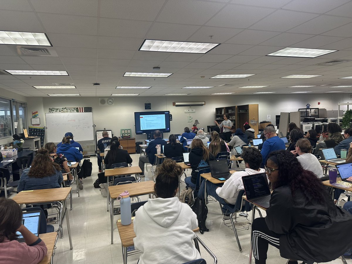 Erin Brown tweet media