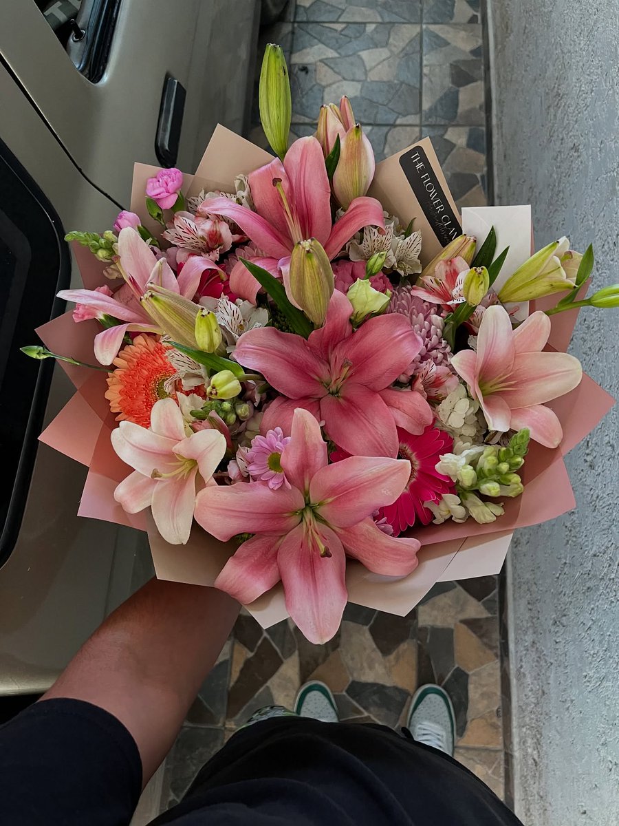 Bloomify tweet media