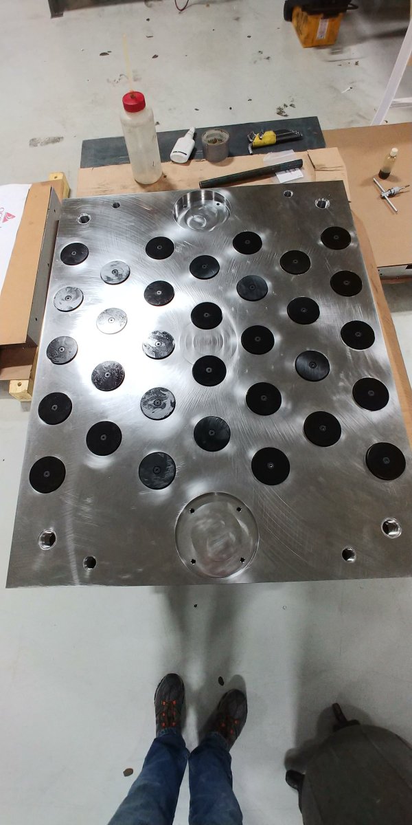 AcceleratedMDE's tweet photo. Utilizing CNC machining to craft a large hydraulic press platen with deep gun drilling and fluid power ports. Precision meets power in every detail. 🛠️💪 #CNCMachining #HydraulicPress #EngineeringExcellence 

https://t.co/J6C0bFOQLq https://t.co/agTnHV71rN