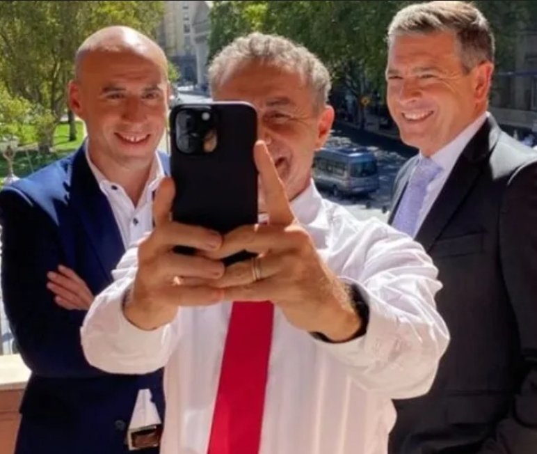 Oficina de Respuesta Oficial.