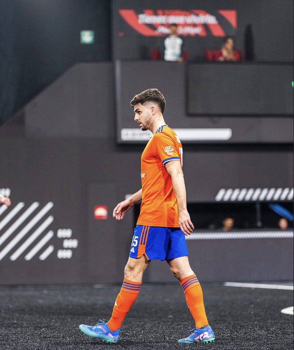 🚨🚨🚨🚨🚨🚨🚨🚨🚨🚨🚨🚨🚨🚨 

عااااااااااجل - رسمياً : 

نهاية إعارة اللاعب الاسباني خوانان مع فريقنا SXB FC وعودته الى فريقه السابق 🇪🇸❌ .