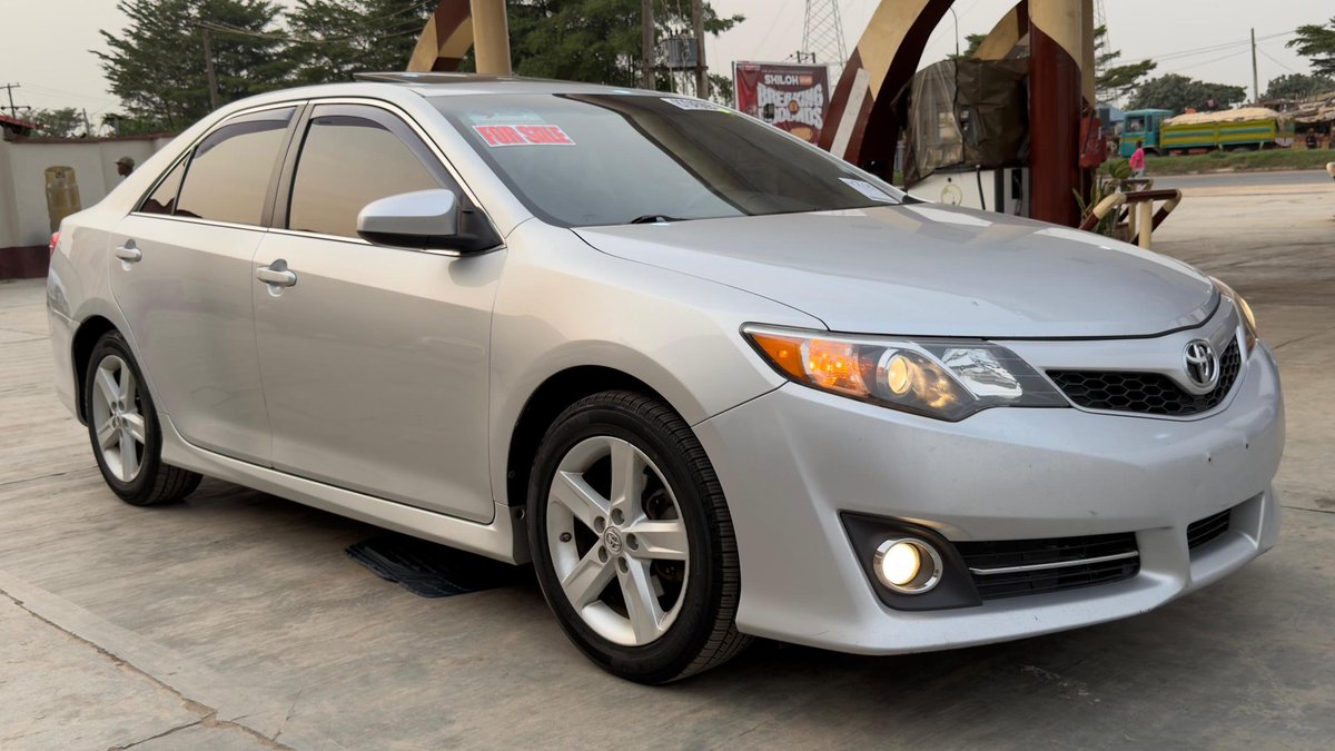 TPhyzo's tweet photo. *FOREIGN-USED TOYOTA CAMRY 2013 MODEL - SPORT EDITION*

(February 2ND, 2026 ENTRY)

*Pure Accident Free.*
*Sunroof.*
* Paddle Shift
*100% Pure First Body* 
 *Untouched Engine, Gear &amp; Ac*
cruise control
*Low Mileage
Price: 14.9m (Slightly Negotiable)*
Location: Lagos Mainland https://t.co/nXtn9ETv4m