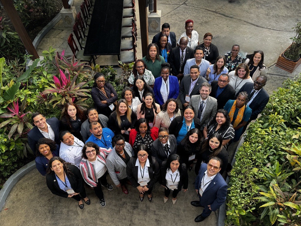 <a href="/OEA_oficial/">OEA</a> <a href="/OEA_Desarrollo/">OEA Desarrollo</a> ✨ ¡Cerramos el Seminario Interamericano sobre Desarrollo Juvenil y Mentoría de la <a href="/OEA_oficial/">OEA</a> en Belice 🇧🇿!

18 países se unieron para impulsar la ciudadanía responsable y el liderazgo juvenil, demostrando que la educación fortalece nuestras democracias. 🌎🤝📚