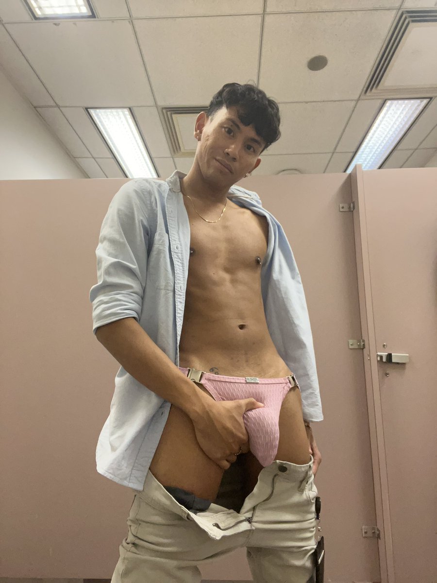 Batorboyy tweet media