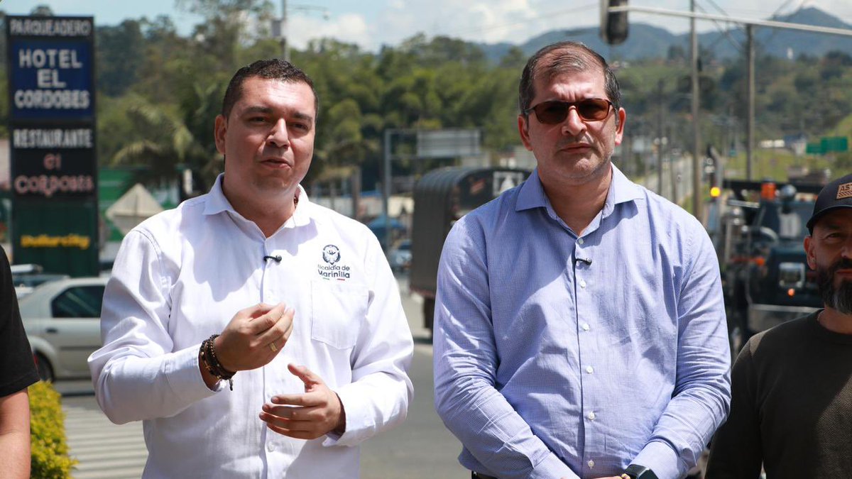 👷🏻‍♂️ Para el 2026, en el municipio de Marinilla, se adelantará con recursos de excedentes un Viaducto de ingreso al sector de los embalses (Guatapé - El Peñón - San Carlos), por un valor $53.000 millones  y un intercambiador en el sector Somer en Rionegro, por $43.000 millones.