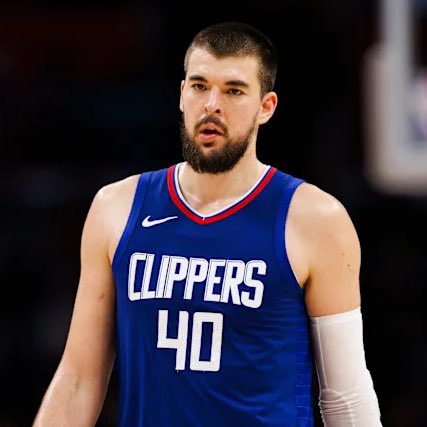 Clippers Lead tweet media