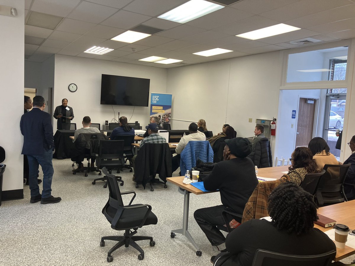 ChuckMICATeam's tweet photo. Feeling super excited and motivated after being on a panel for Emerging Developers in Flint organized by @LISC_HQ . @flint https://t.co/GXBQaz2Xzc