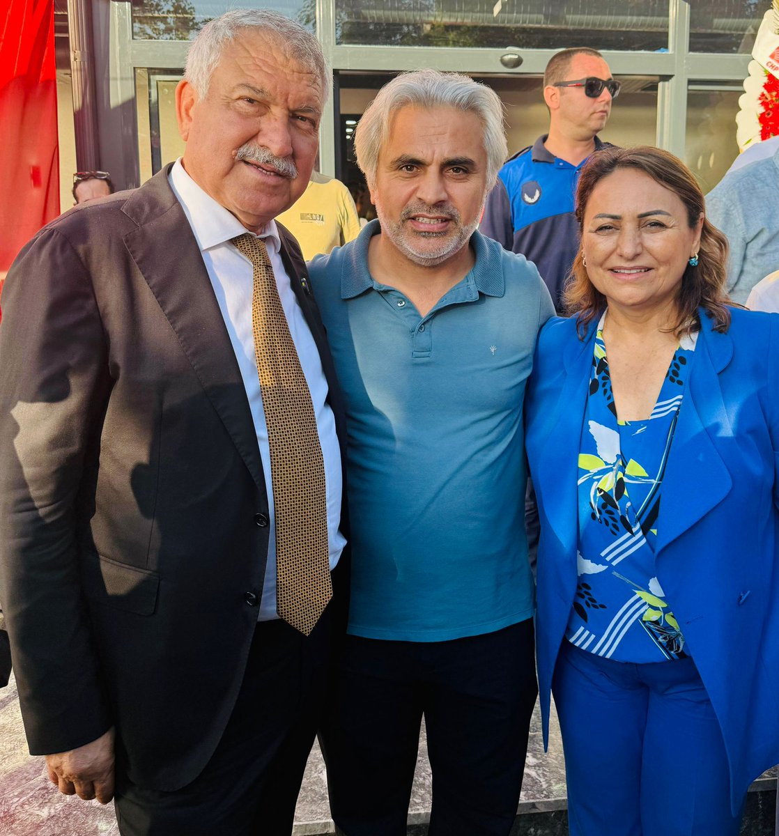 Özgürlük özgürlük özgürlük <a href="/ZeydanKaralar01/">Zeydan Karalar</a> hoş geldin Başkanım