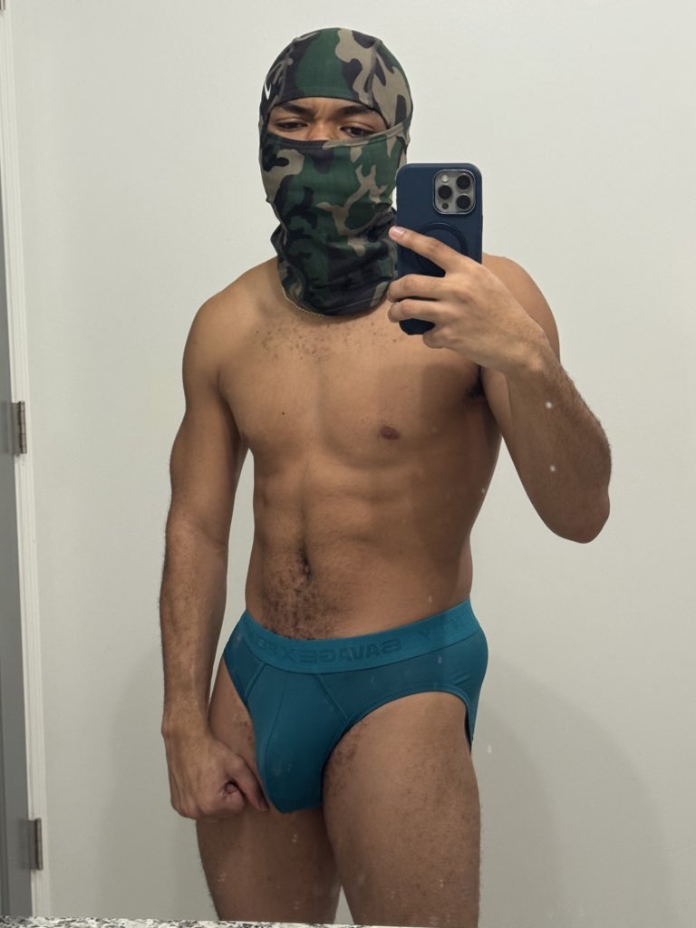 NELLFLIX (@iamnellflix) on Twitter photo 