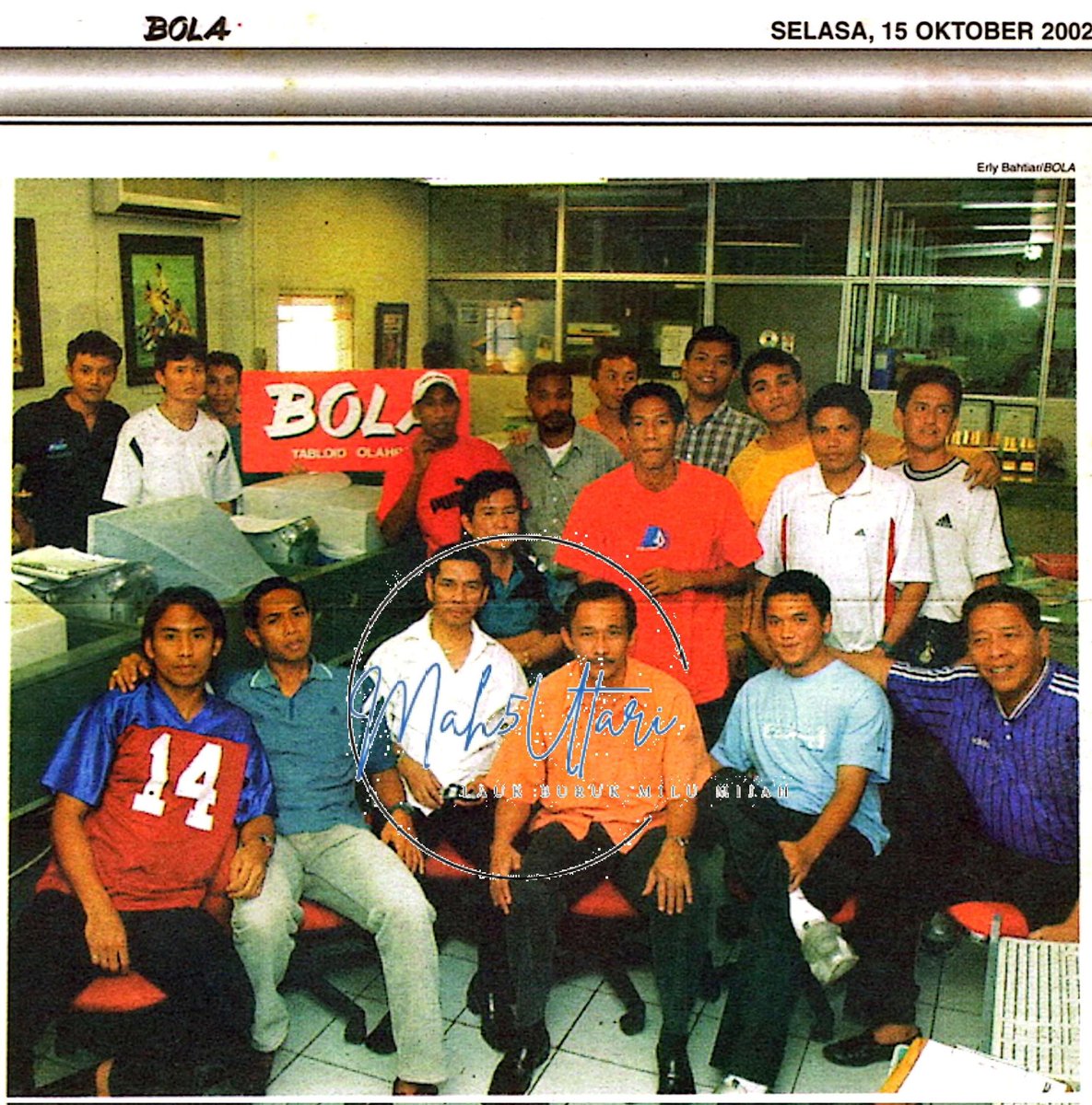 Timnas Futsal pertama, yg dibentuk utk Piala Asia Futsal 2002.
Diambil dr pemain Sepakbola Profesional Liga Bank Mandiri 2002.
Ada yg gagal seleksi Timnas Sepakbola Piala Tiger 2002 macam Stenly Maumaja, Komang Adnyana, Mardiansyah,, jg ada pemain senior Yeyen Tumena, Venard dll