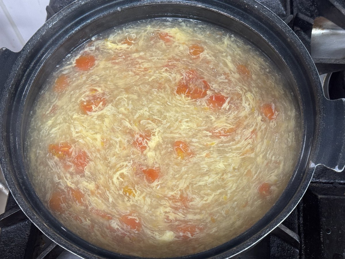 酸辣土豆丝，回锅肉，番茄蛋汤，一致认为非常美味