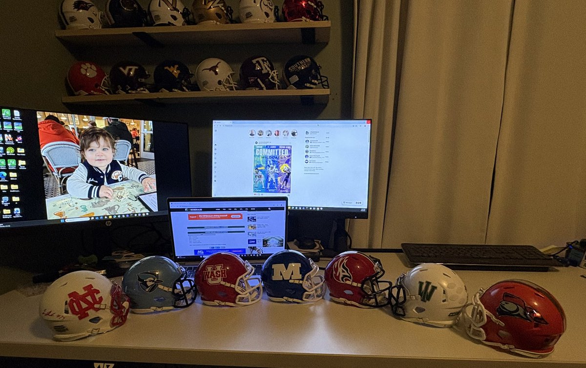 CollegeFieldQuest tweet media