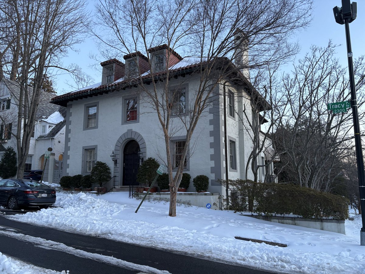 FelicityDC tweet media