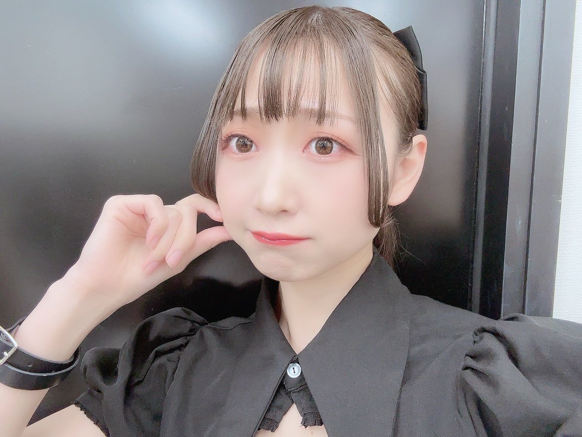 おはまる●🐣

金曜日〜
朝から運動して疲れた💫
今日もふぁいとよ٩̋(ˊ•͈ ꇴ •͈ˋ)و