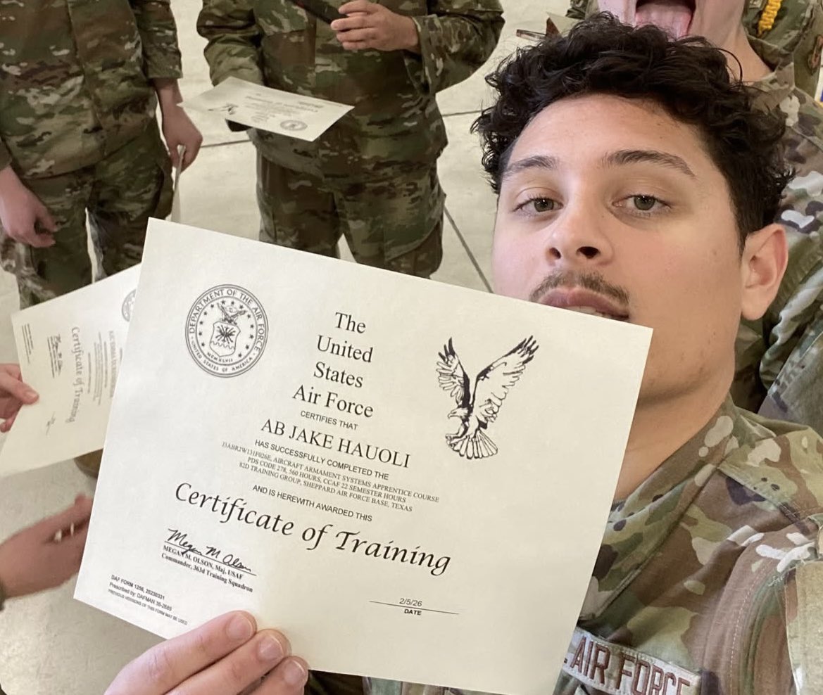 𝐉𝐮𝐬𝐭𝐢𝐧 𝐋𝐨𝐧𝐠 tweet media