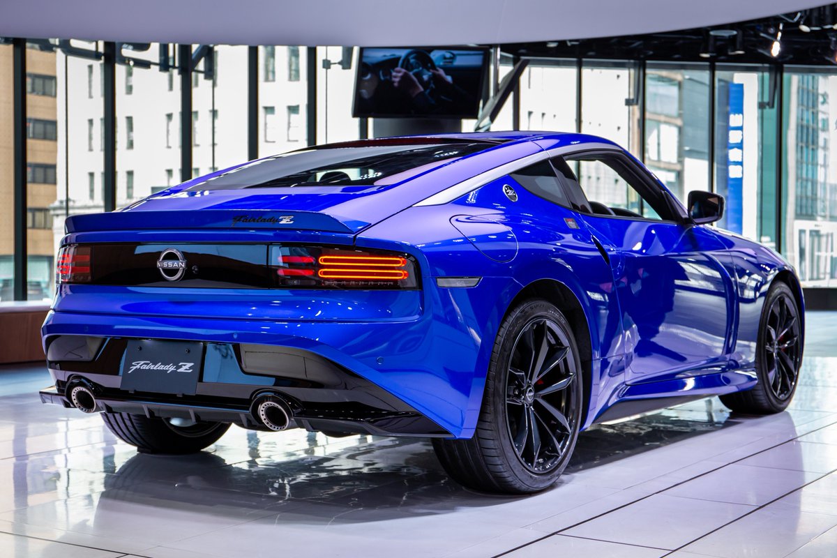 紺ページ FAIRLADY Z Version ST⁡