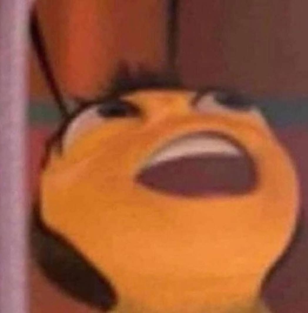 Callunc's tweet image. Me at 7am: *puts sheets in the washer*

me at 9pm: oh no