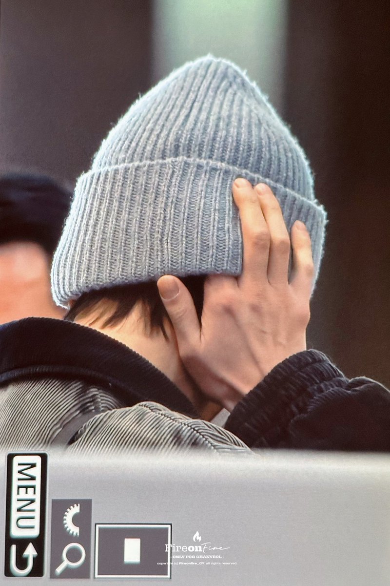 Fireonfire_CY's tweet photo. 260206 ICN출발
#CHANYEOL #찬열 https://t.co/G2LVJ5moXt