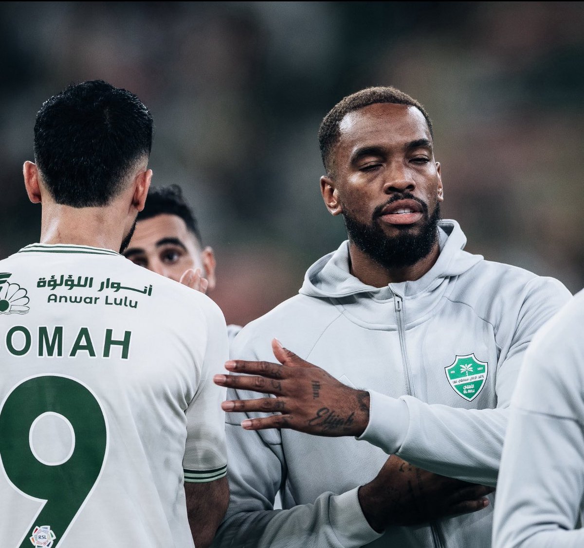 4AALSAD's tweet image. توني 
اذهب فأنا أكره النظر للهاربين 👌🏼

#الاهلي_الحزم 
#دوري_روشن_السعودي