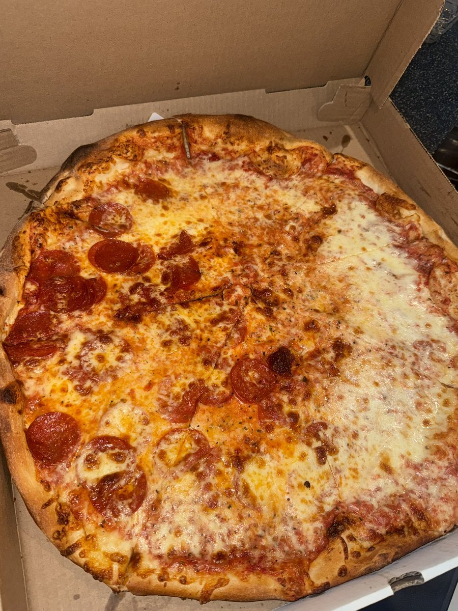 😍🍕🥰