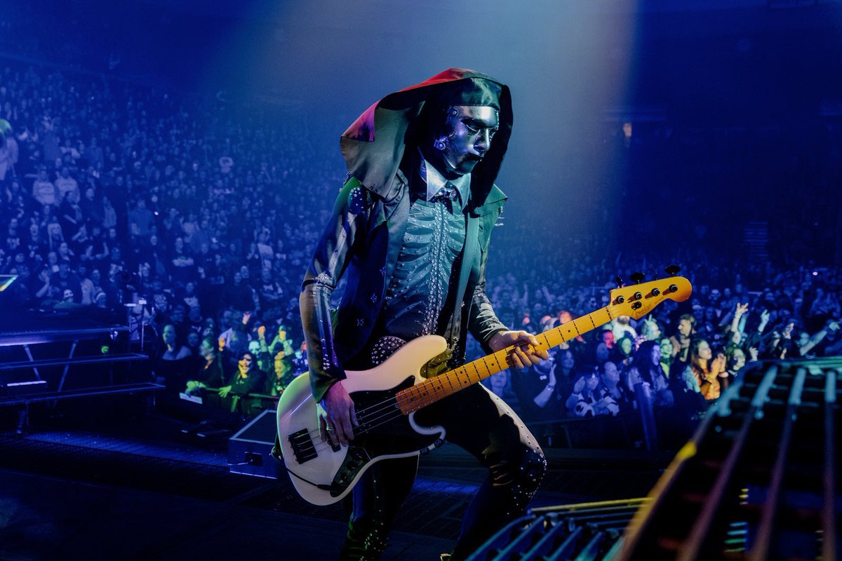 kirst🪼 tweet media