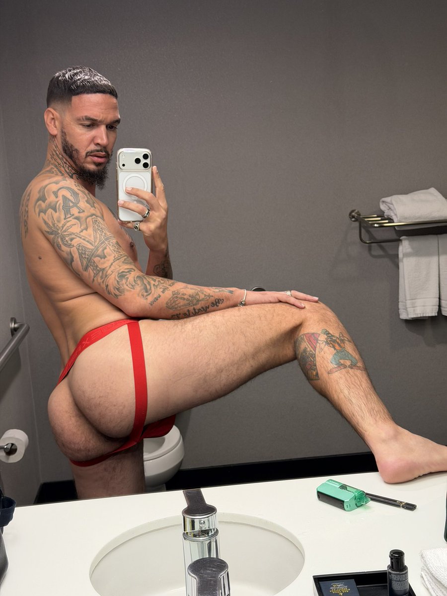 Jovon 😇😈👅 tweet media