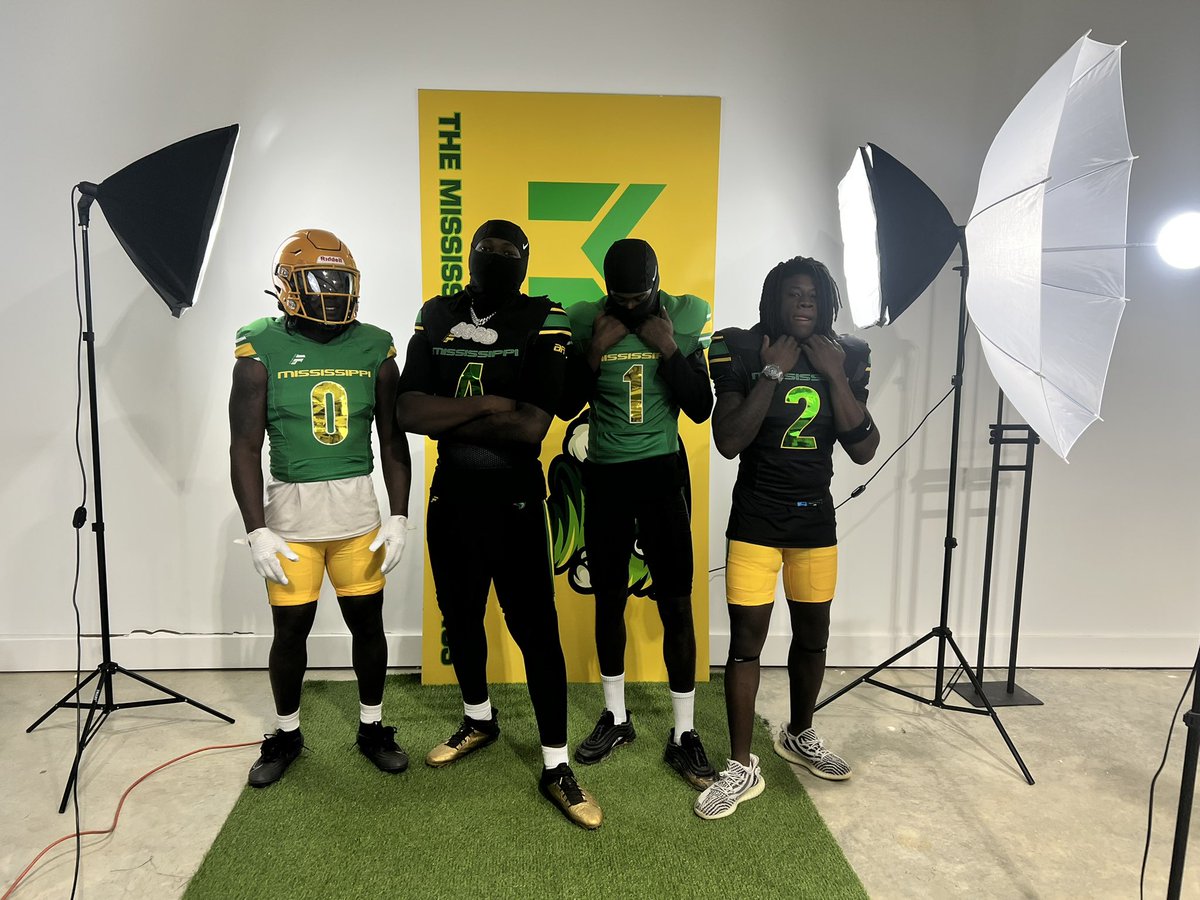 Antonio Sanders || tweet media