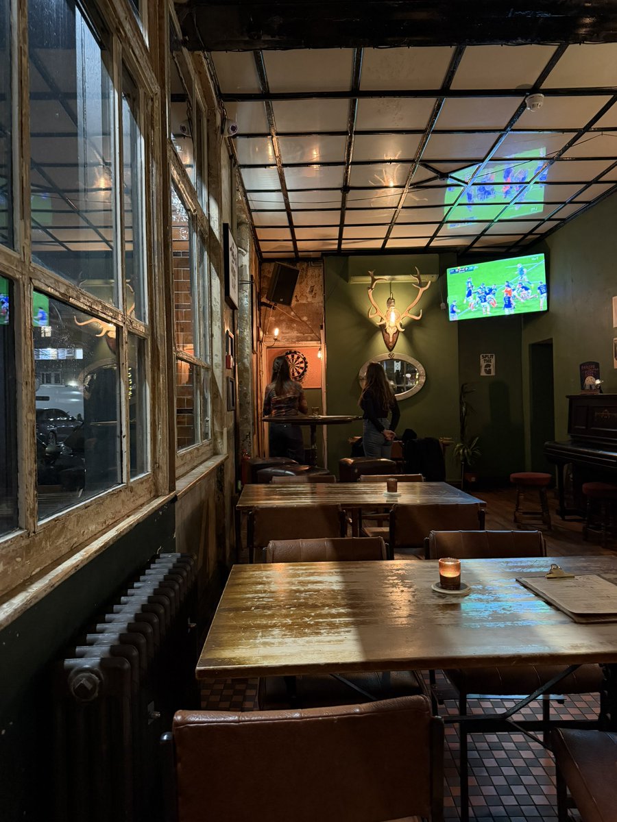 Alastair Hilton tweet media