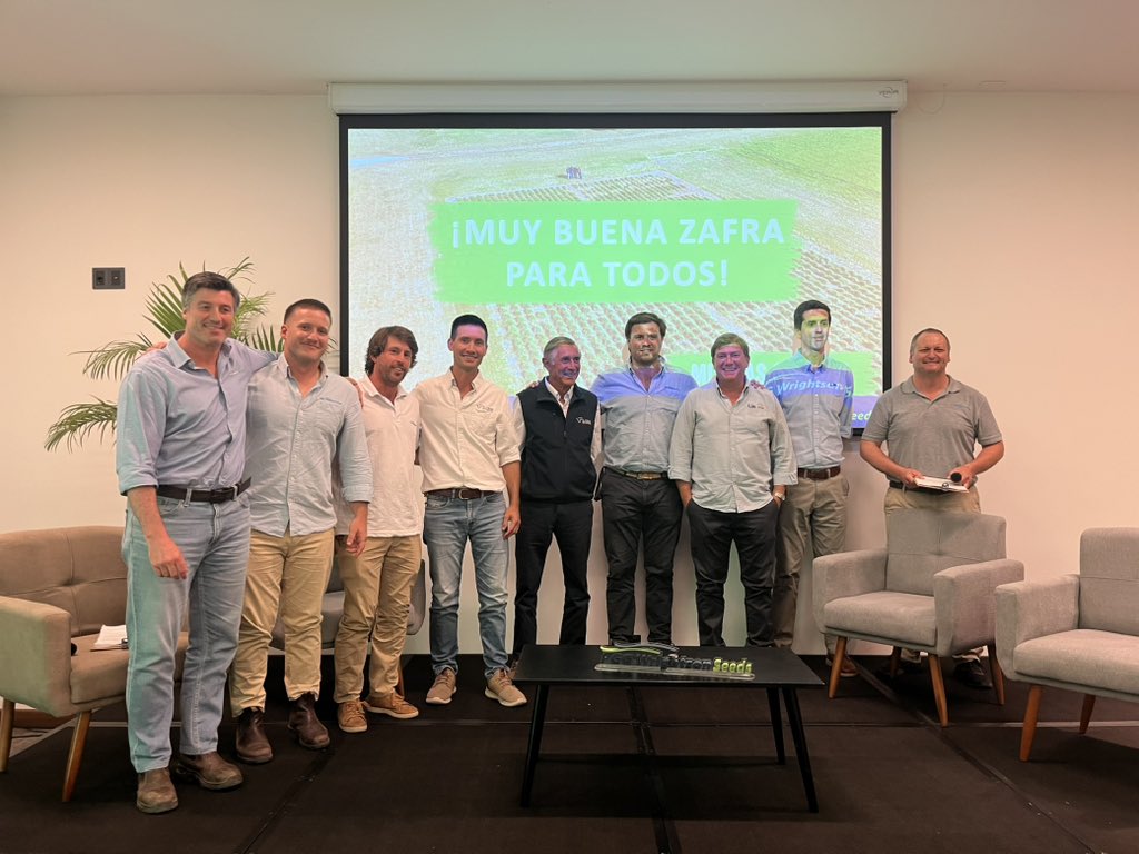 INIA_UY's tweet image. Se presentó una nueva festuca Cuaró, de tipo continental, alta productividad, flexibilidad y amplia adaptación al ambiente uruguayo, orientada a mejorar el desempeño de los sistemas forrajeros.