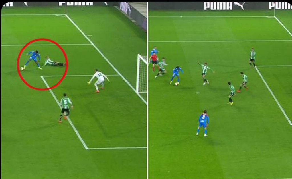 john322226's tweet photo. See wetin Ademola Lookman do person pikin.

Is this fair? https://t.co/v7qZ15nSgI