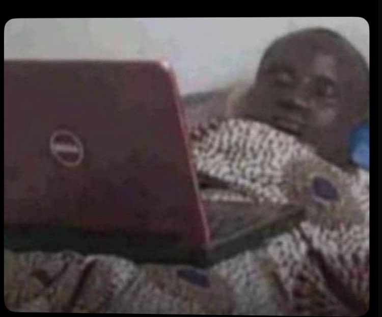 “I can’t read on empty stomach”

Me after eating 😭👍