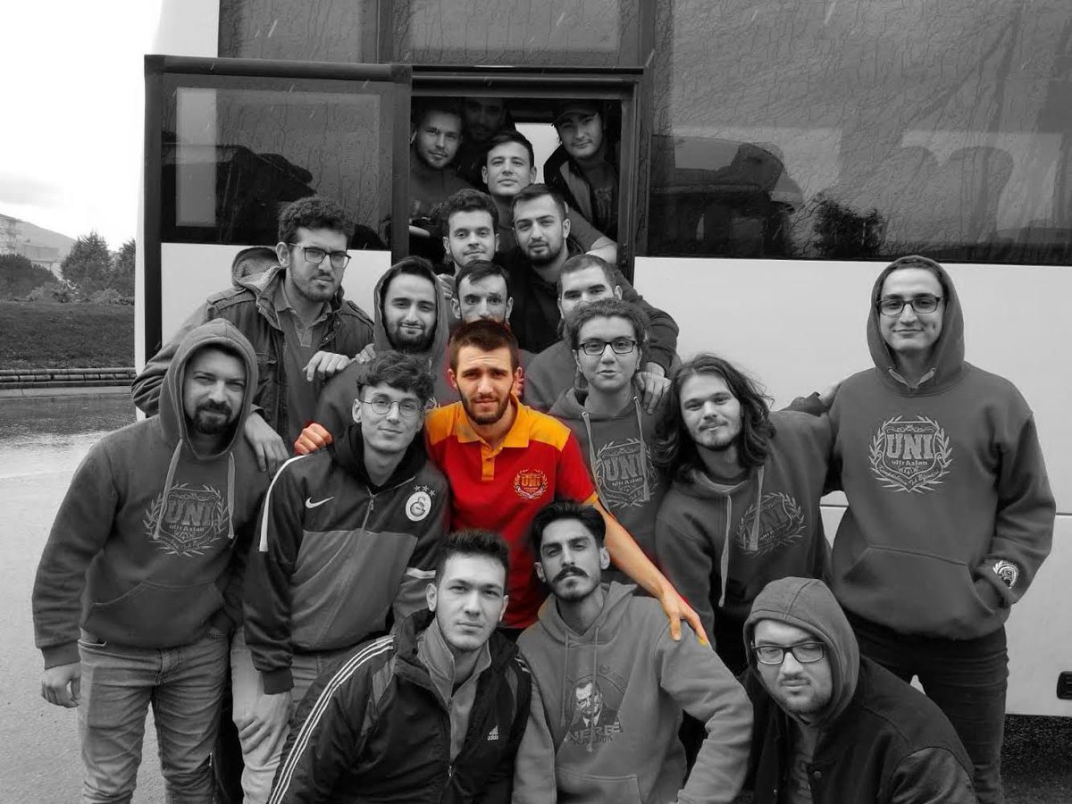 YIKILMASAYDI OCAKLAR 
GÖMÜLMESEYDİ UMUTLAR!

6 Şubat 2023 tarihinde Kahramanmaraş merkezli yaşanan deprem felaketi sonrasında, depremde hayatını kaybeden başta Emir Özalp olmak üzere tüm vatandaşlarımıza Allah'tan rahmet, sevenlerine başsağlığı diliyoruz. 

#ultrAslanUNI