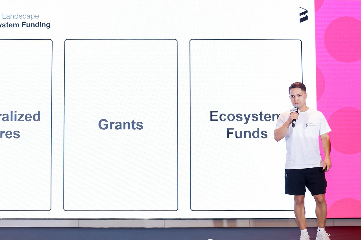 Seraya | ww3live.xyz 🌍 tweet media