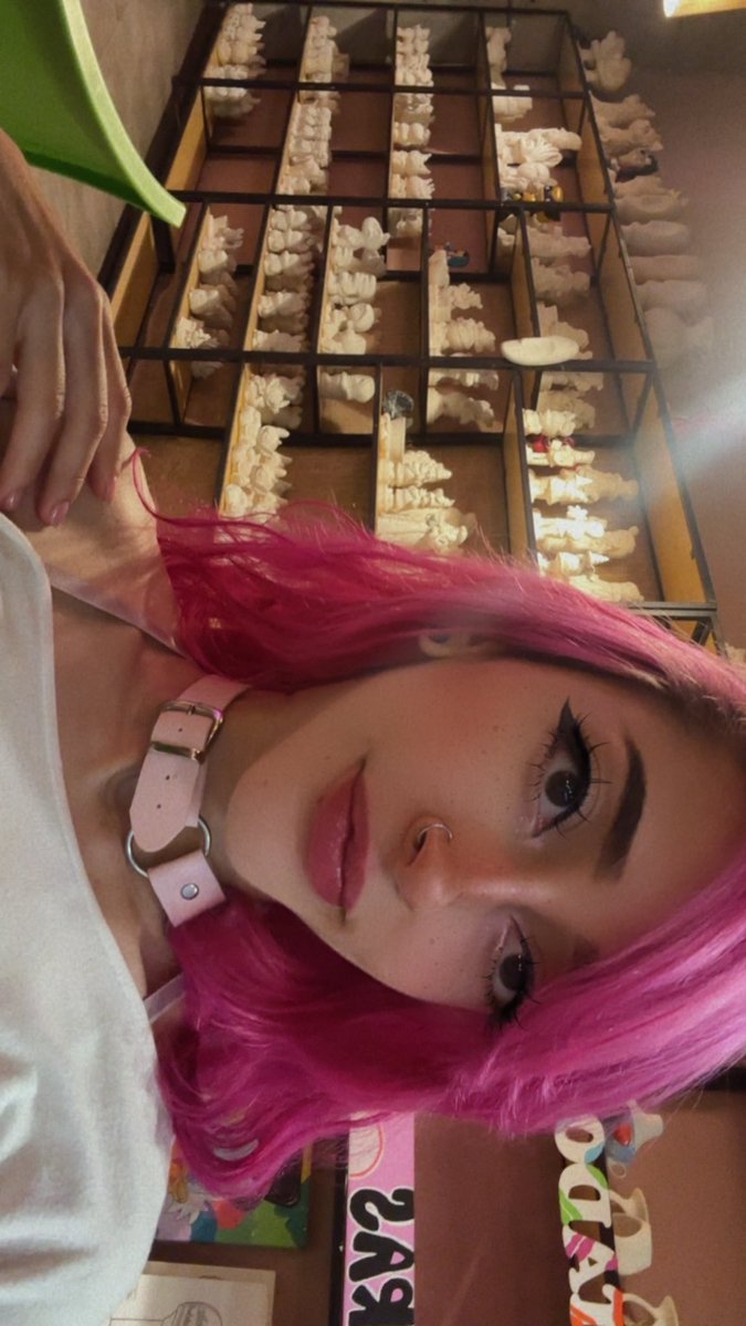 Probleme_Rose's tweet photo. Would you like me come back to camsoda at valentines day? https://t.co/1MYepXdmcV