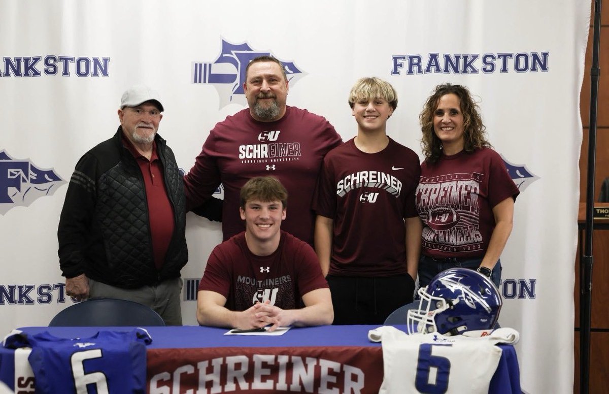 Davis Holladay tweet media