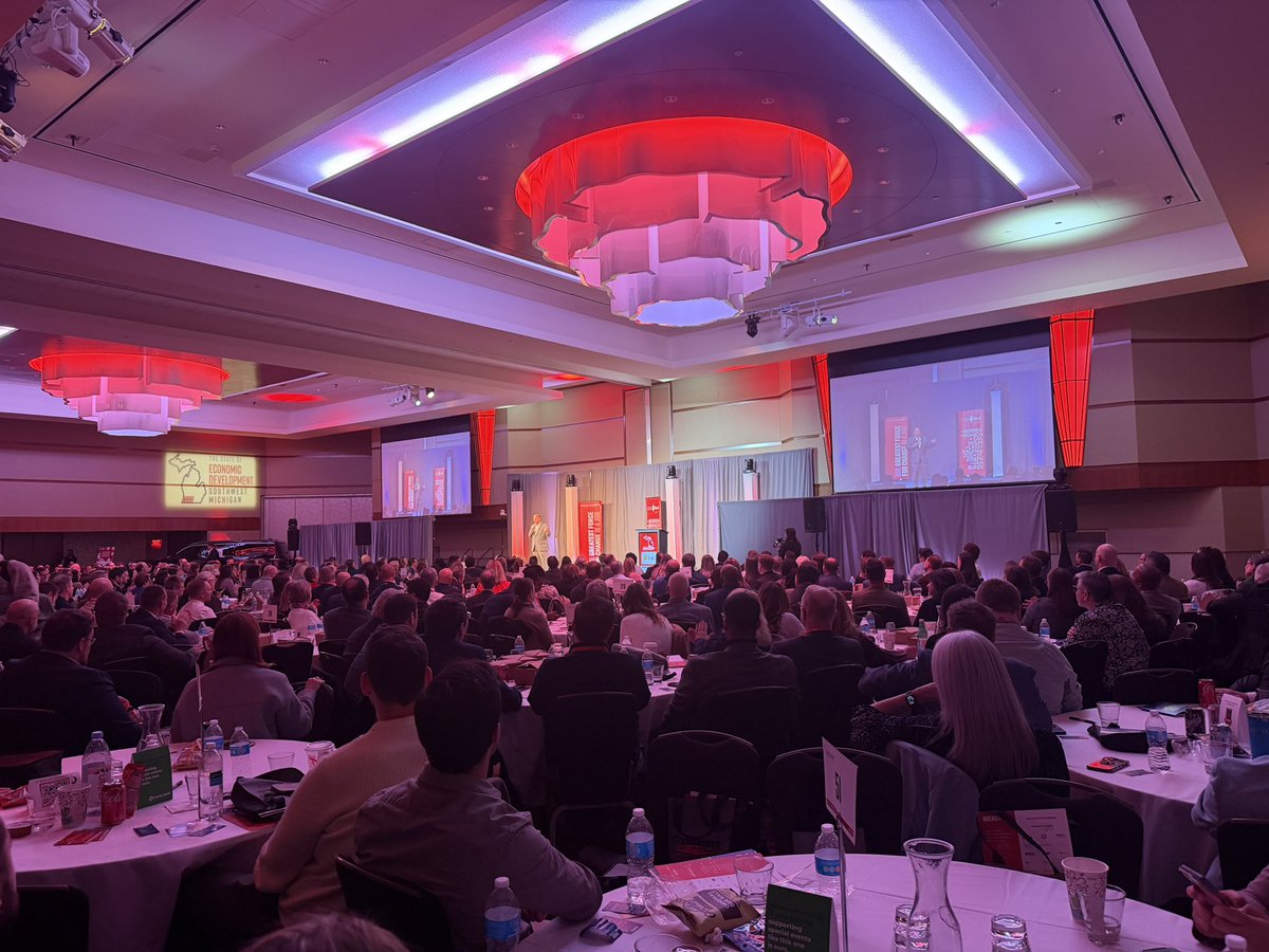 Andrea Bitely tweet media