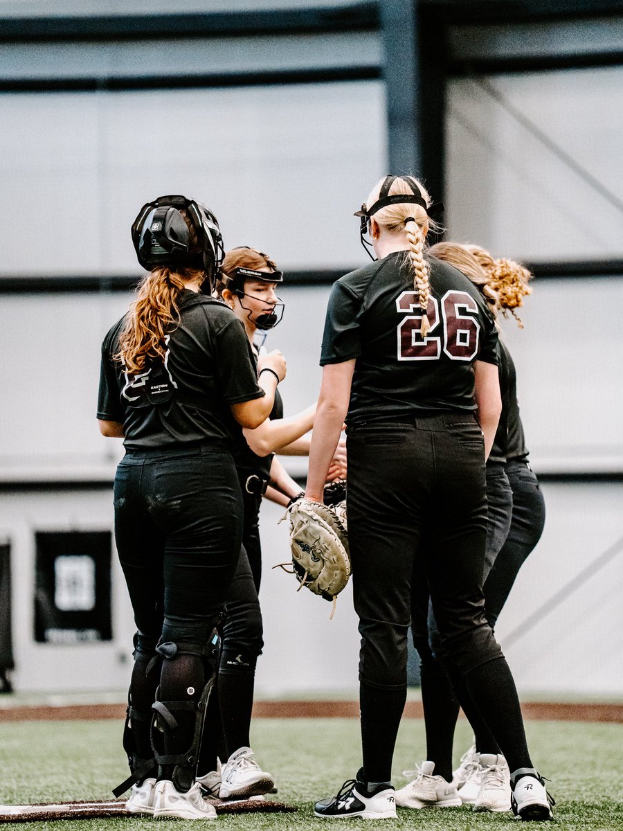 MASH Softball tweet media