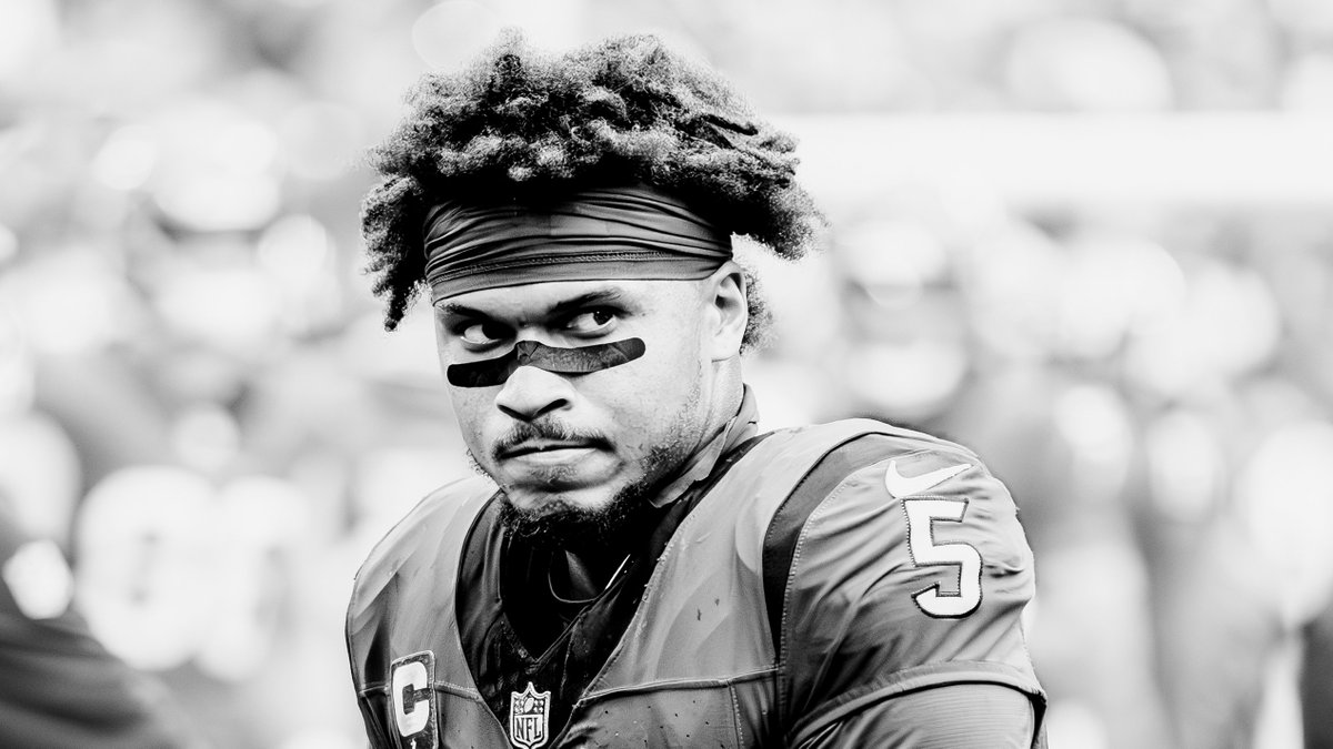 HoustonTexans's tweet image. Happy 5️⃣ day