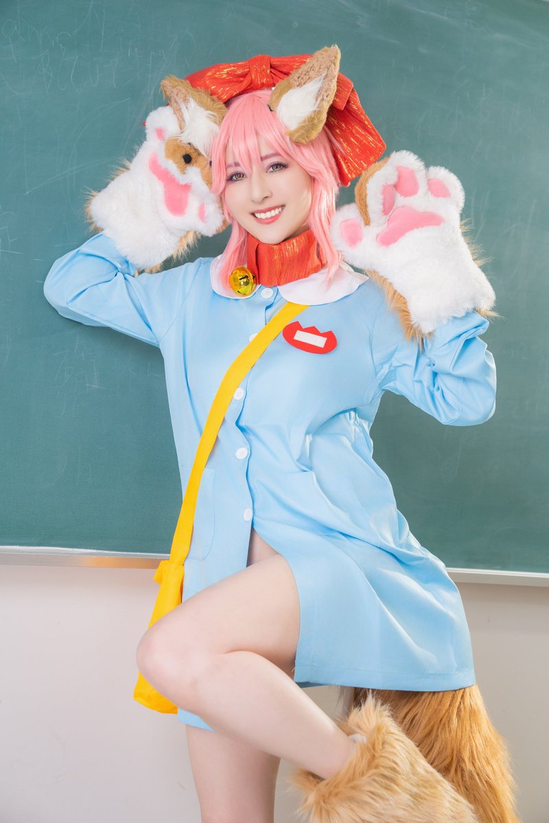 konomisotechnic's tweet image. おはキャット（1386日目）🦊

ワダアルコさんのC107新刊ワダメモより
カルデア幼稚園タマモキャット🐕
（安心して下さい履いてます）

今日は暖かいですが
明日から寒くなるそう🥶
インフルエンザも流行ってるので注意⚠️
華金頑張りましょう☀️

※リプ&amp;amp;この写真に❤️&amp;amp;RPもお願いします🤲

#今日のタマ活