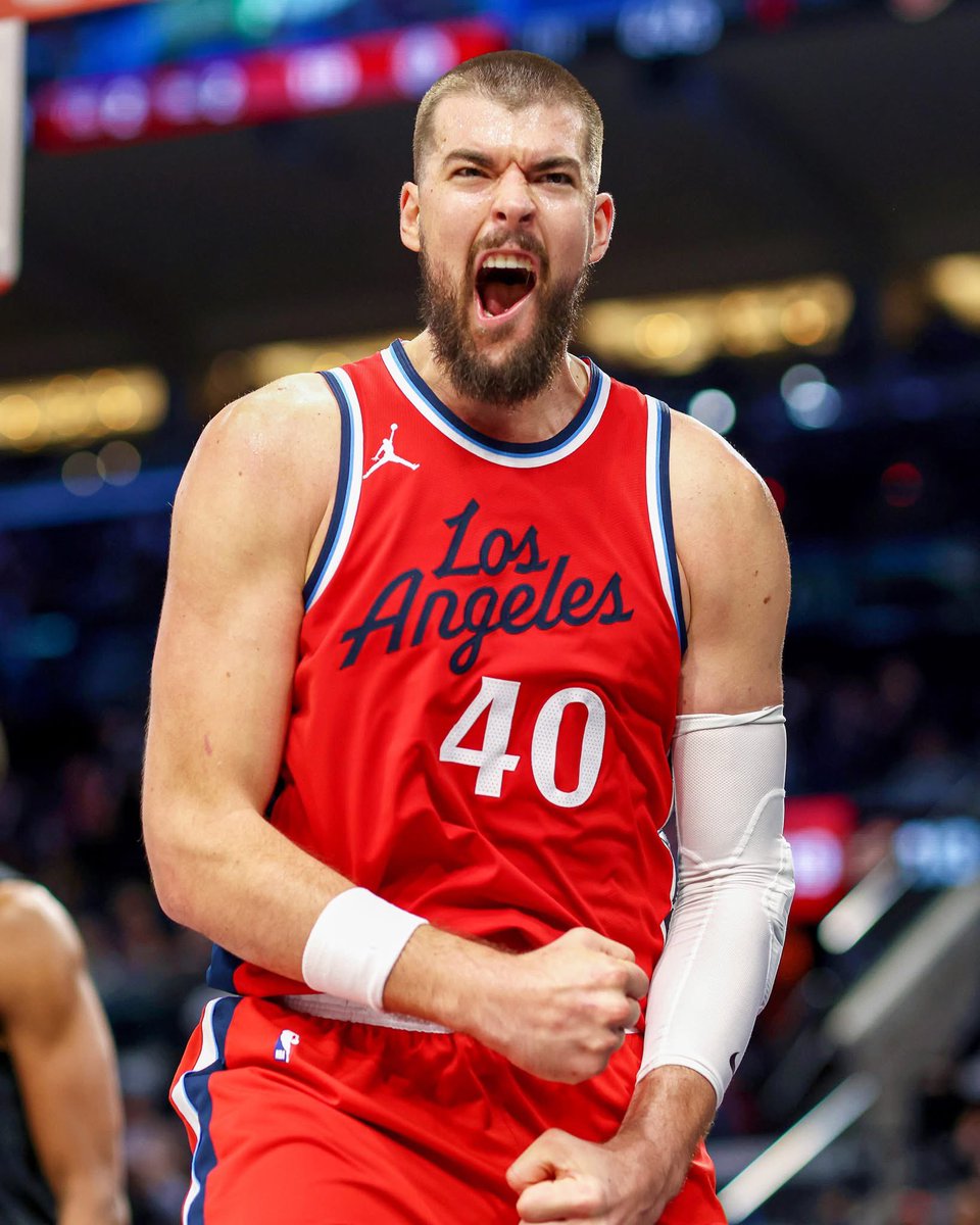 Ivica. 

Arrivé anonymement à la deadline 2019 en échange de Muscala. Début sur la pointe des pieds, avec des critiques, notamment sur ses pertes de balles, mais il a travaillé. 

On lui a mis de la concurence. Harrell, Ibaka, Hartenstein, mais la meilleure option a toujours été