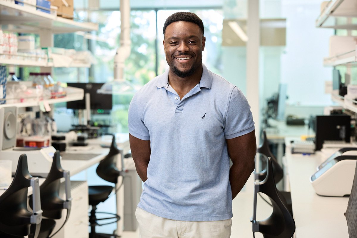 Uche Medoh is the winner of the 2025 Science Magazine and SciLifeLab Prize for Young Scientists in the United States.

His work solves 50 years mystery in cell biology, revealing the enzyme responsible for BMP synthesis.

You can read more here: aaas.org/news/researche…