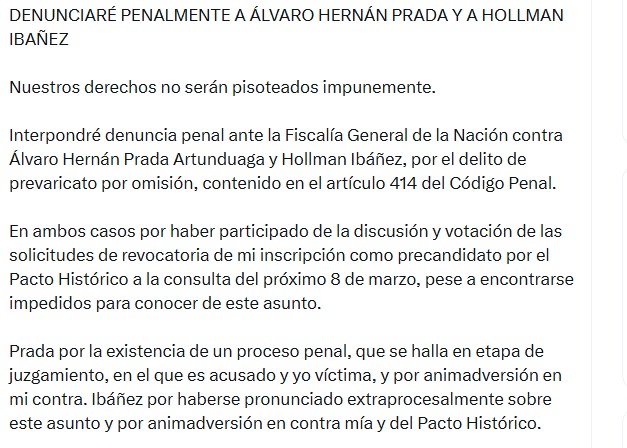 #POLÍTICA El precandidato presidencial, Iván Cepeda (<a href="/IvanCepedaCast/">Iván Cepeda Castro</a>) anunció una demanda contra los magistrados Álvaro Hernán Prada y Hollman Ibáñez, por el delito de prevaricato por omisión.

Aseguró que ambos se encontraban impedidos para votar en la revocatoria de su