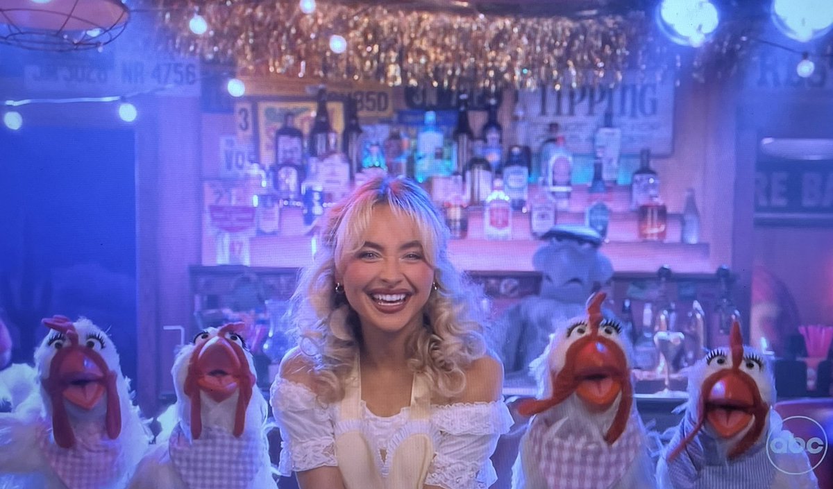 Skrunkles tweet media