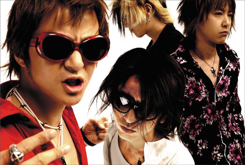 まじか？！あれから20年だと？？ HISASHI×binaryコラボタオルが目の前