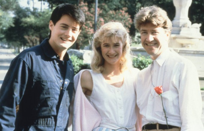 🌹 Kyle MacLachlan, Laura Dern, and David Lynch on the set of Blue Velvet 🌹