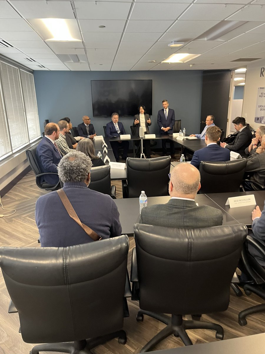 ILDCCA's tweet image. President Guethle and County Chairs had the pleasure of meeting with DNC Chair Ken Martin yesterday. The Blue Wave is coming and it’s starting in Illinois! 

#KenMartin #DNC #democrats #BlueWave2026 #MIDTERMS2026