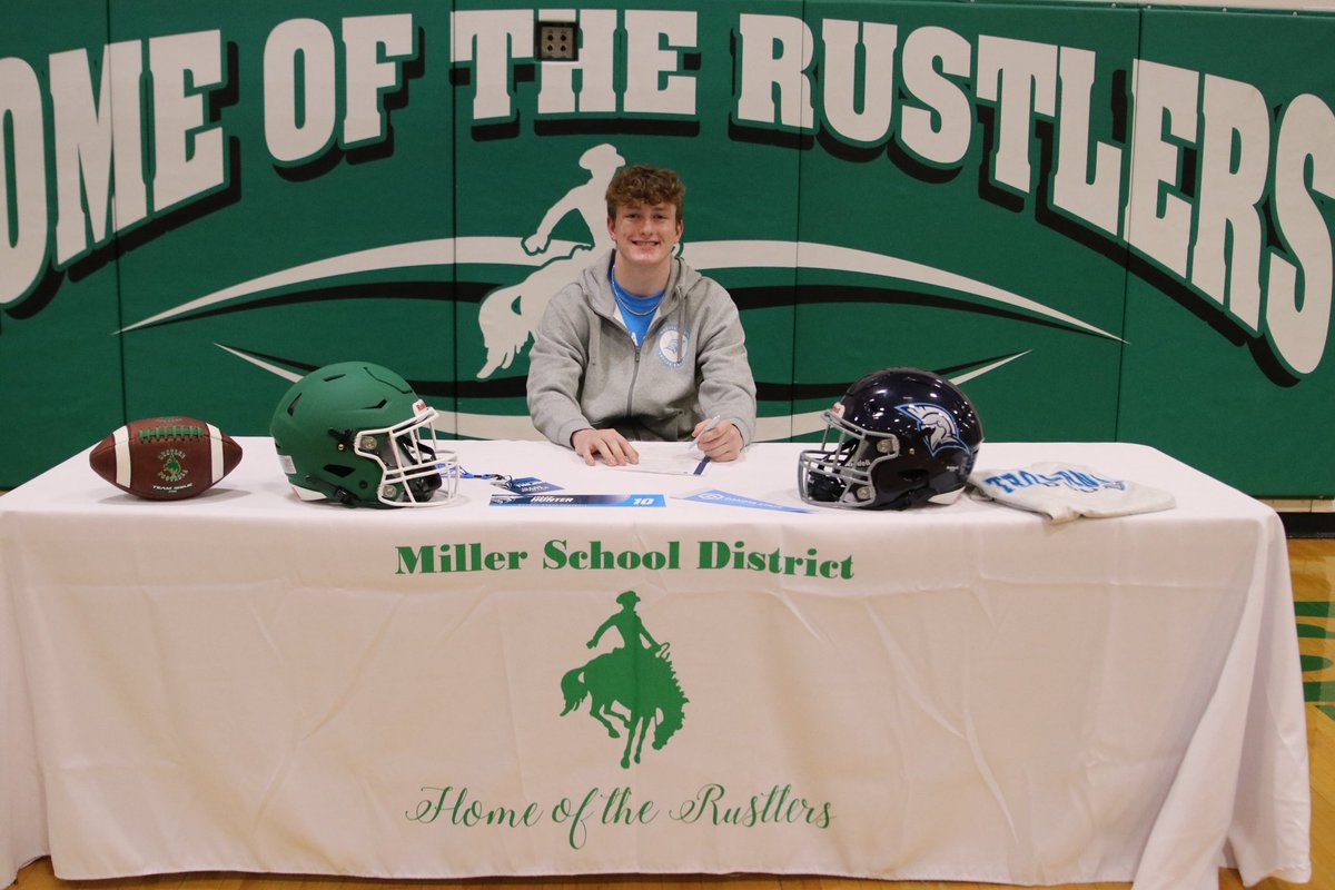 theisaakhunter tweet media