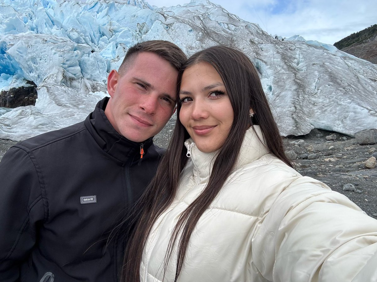 JachuRamirez's tweet photo. Dump de amor y vacaciones ☃️’26 https://t.co/qGYD2FLOok