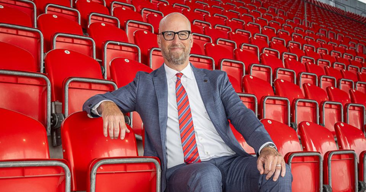 Queen's Alumni tweet media