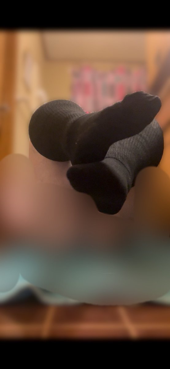 Sky_92501's tweet photo. Look at you pathetic all you get is socks worship them like there's nothing else on your brain https://t.co/nhpLxm6HuD